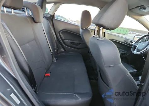 2015 Ford Fiesta Se z USA, uszkodzony, nr VIN 3FADP4BJ9FM114326